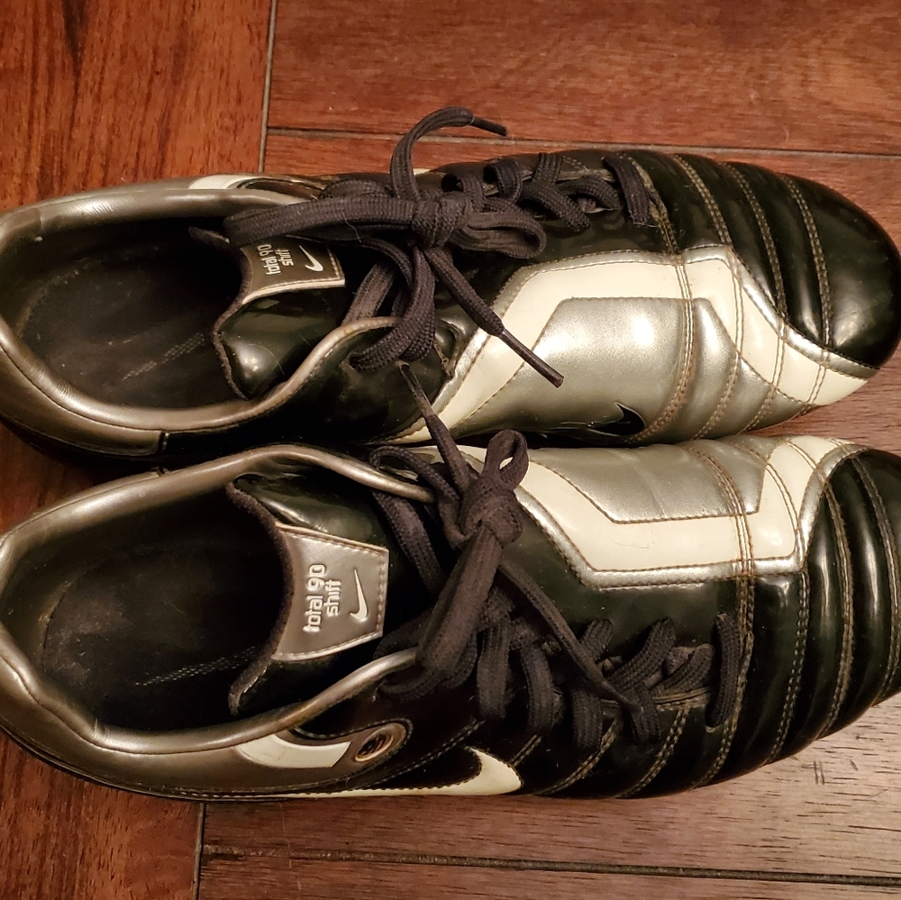 Nike Versatract soccer cleata